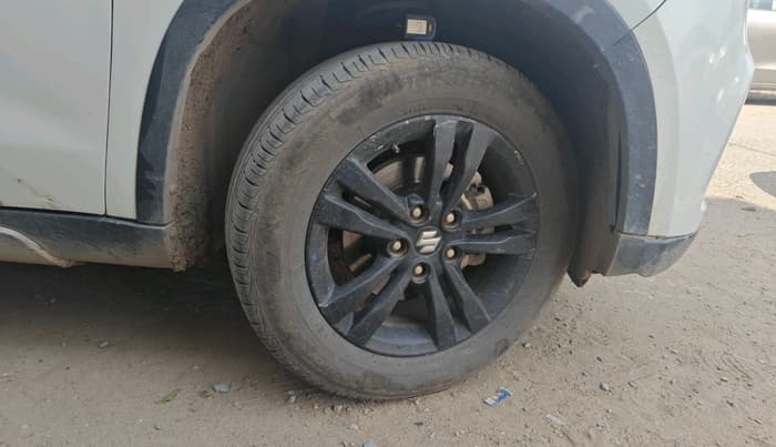 2019 Maruti Vitara Brezza ZDI, Diesel, Manual, 1,10,313 km, tyre