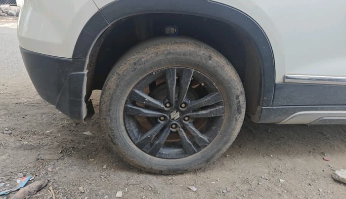 2019 Maruti Vitara Brezza ZDI, Diesel, Manual, 1,10,313 km, tyre