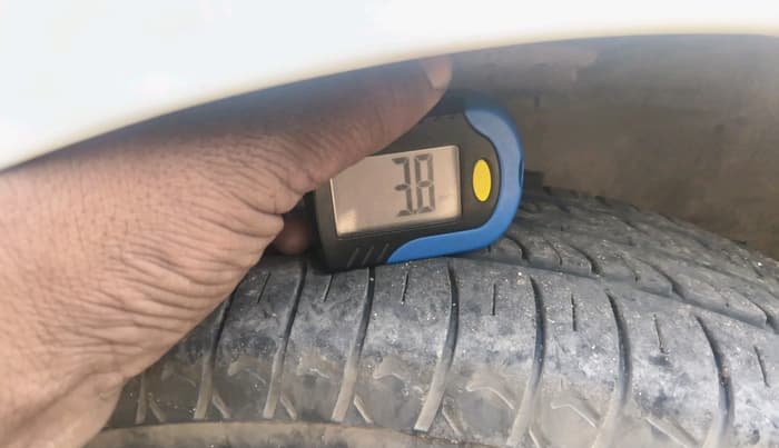 2018 Hyundai Grand i10 MAGNA AT 1.2 KAPPA VTVT, Petrol, Automatic, 40,368 km, tyre