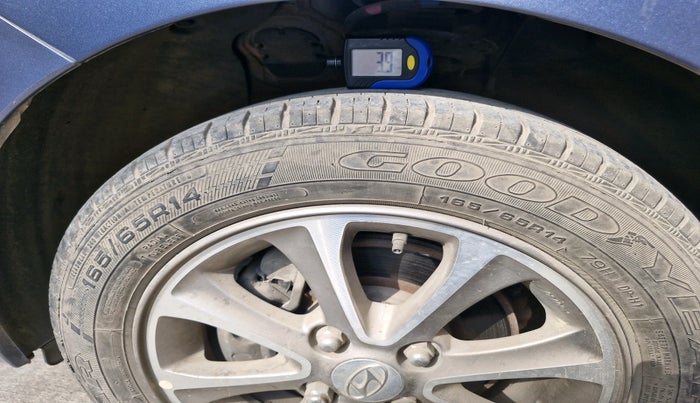 2016 Hyundai Grand i10 ASTA (O) AT 1.2 KAPPA VTVT, Petrol, Automatic, 21,463 km, tyre
