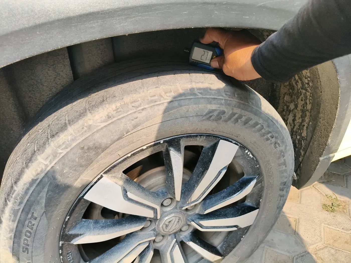 2020 MG HECTOR SHARP 1.5 DCT PETROL, Petrol, Automatic, 1,19,125 km, tyre