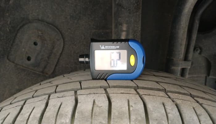 2022 Tata NEXON XZ PLUS (PREMIUM) KAZIRANGA PETROL, Petrol, Manual, 23,758 km, tyre