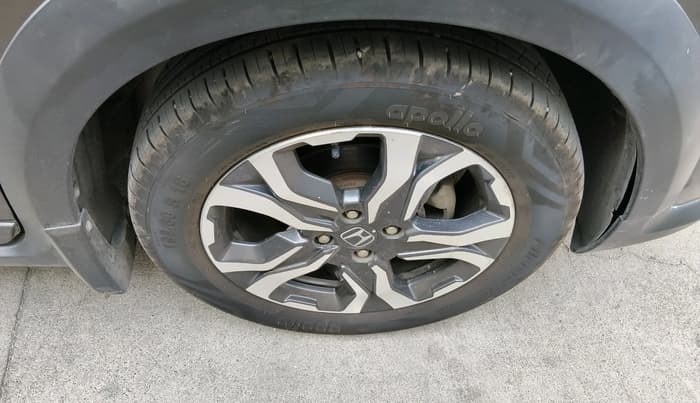 2017 Honda WR-V 1.2L I-VTEC VX MT, CNG, Manual, 83,601 km, tyre