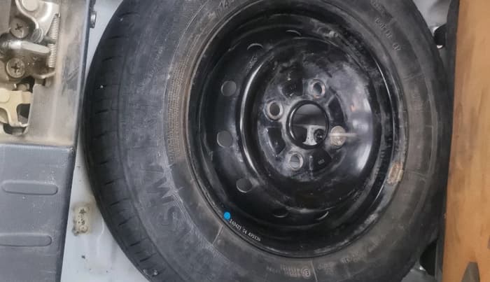 2021 Maruti Alto VXI, Petrol, Manual, 51,748 km, tyre
