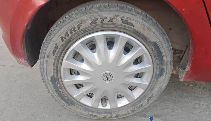 2018 Tata Tiago WIZZ EDITION PETROL, Petrol, Manual, 1,18,470 km, tyre
