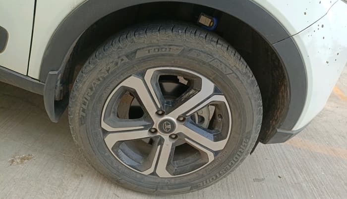 2021 Tata NEXON XZ PLUS PETROL, Petrol, Manual, 25,463 km, tyre