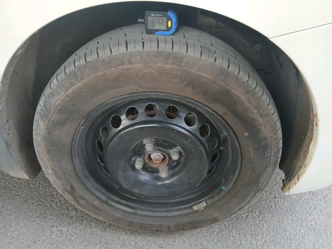 2018 Maruti Baleno DELTA PETROL 1.2, CNG, Manual, 1,14,846 km, tyre