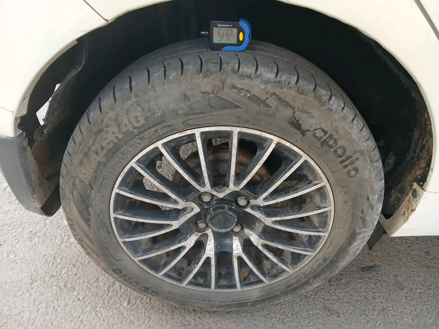 2018 Maruti Baleno DELTA PETROL 1.2, CNG, Manual, 1,14,846 km, tyre