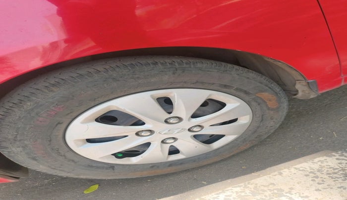2010 Hyundai i10 SPORTZ 1.2, Petrol, Manual, 1,18,017 km, tyre