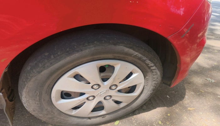 2010 Hyundai i10 SPORTZ 1.2, Petrol, Manual, 1,18,017 km, tyre