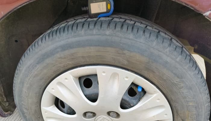 2013 Honda Amaze 1.2L I-VTEC S, Petrol, Manual, 90,100 km, tyre