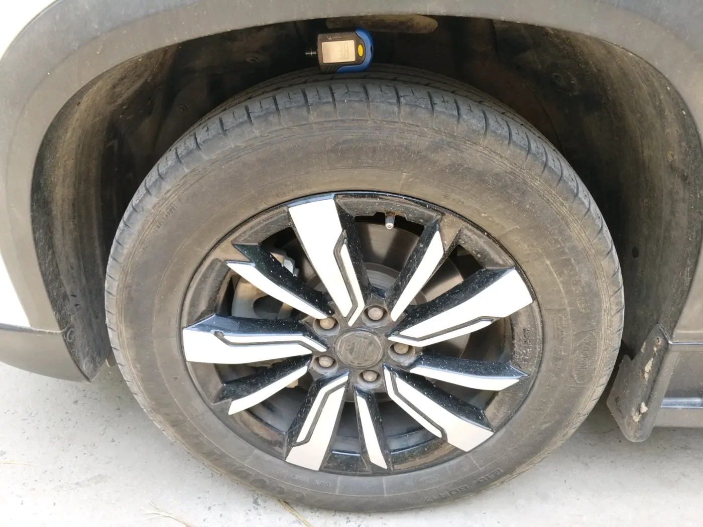 2019 MG HECTOR SHARP 1.5 DCT PETROL, Petrol, Automatic, 32,807 km, tyre