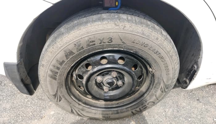 2011 Maruti Swift Dzire LDI, Diesel, Manual, 2,87,893 km, tyre
