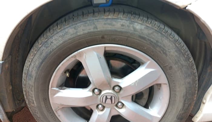 2010 Honda City 1.5L I-VTEC V AT, Petrol, Automatic, 1,14,987 km, tyre