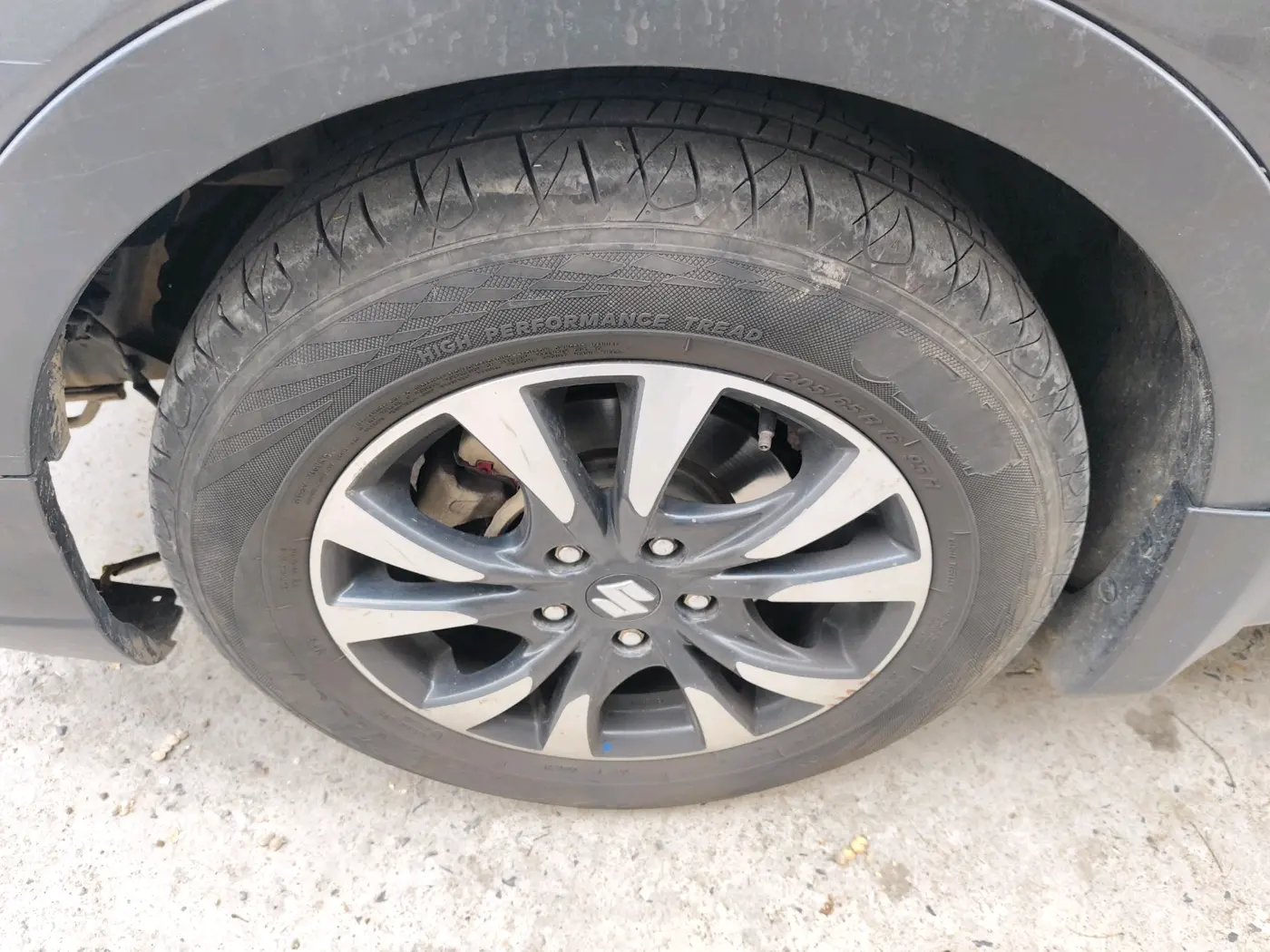 2018 Maruti S Cross DELTA 1.3, Diesel, Manual, 1,18,645 km, tyre