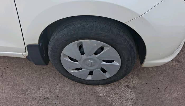2018 Maruti Celerio ZXI, Petrol, Manual, 14,900 km, tyre