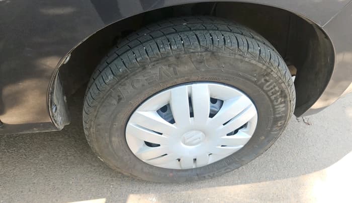2022 Maruti Alto LXI O, Petrol, Manual, 6,972 km, tyre
