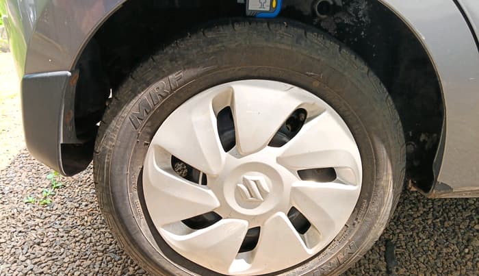 2014 Maruti Celerio VXI AMT, Petrol, Automatic, 1,11,325 km, tyre