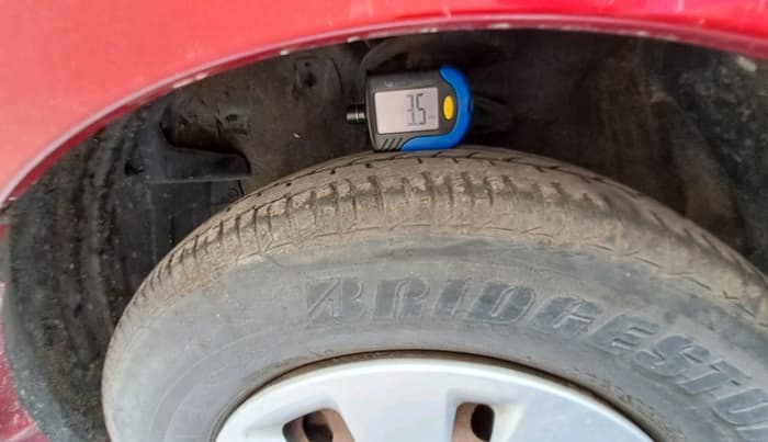 2012 Hyundai i10 MAGNA 1.2, Petrol, Manual, 24,960 km, tyre