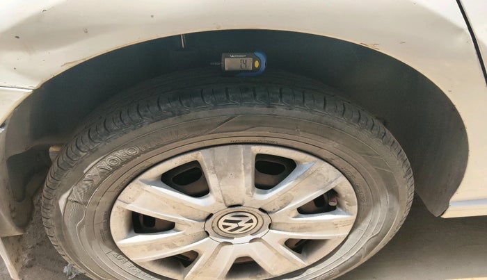 2010 Volkswagen Vento TRENDLINE DIESEL 1.6, Diesel, Manual, 92,834 km, tyre