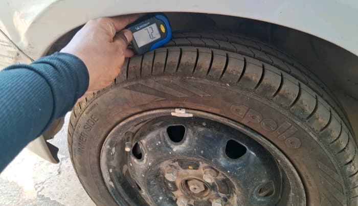 2012 Maruti Alto K10 VXI, Petrol, Manual, 74,343 km, tyre