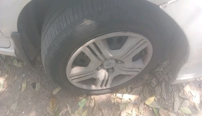 2012 Honda City 1.5L I-VTEC E MT, CNG, Manual, 1,25,178 km, tyre