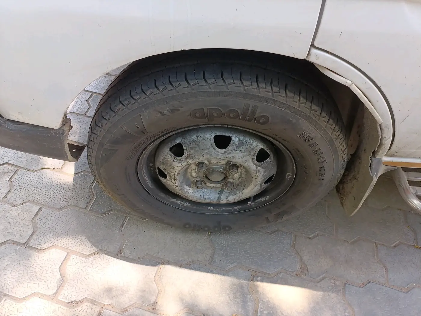 2019 Maruti Eeco 5 STR WITH A/C+HTR, CNG, Manual, 1,08,086 km, tyre