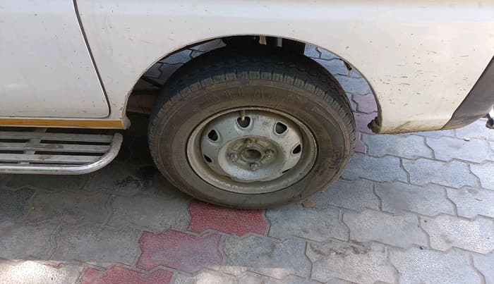 2019 Maruti Eeco 5 STR WITH A/C+HTR, CNG, Manual, 1,08,086 km, tyre