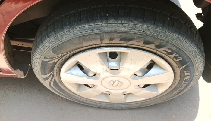 2011 Maruti Wagon R 1.0 LXI CNG, CNG, Manual, 69,057 km, tyre