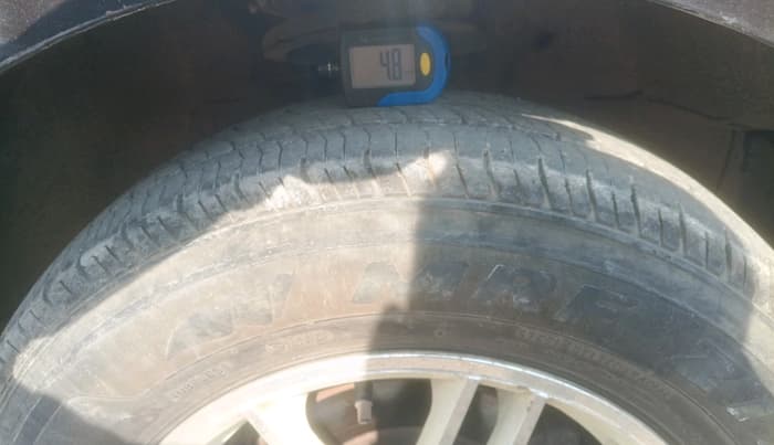 2010 Maruti Swift VXI, Petrol, Manual, 1,19,126 km, tyre