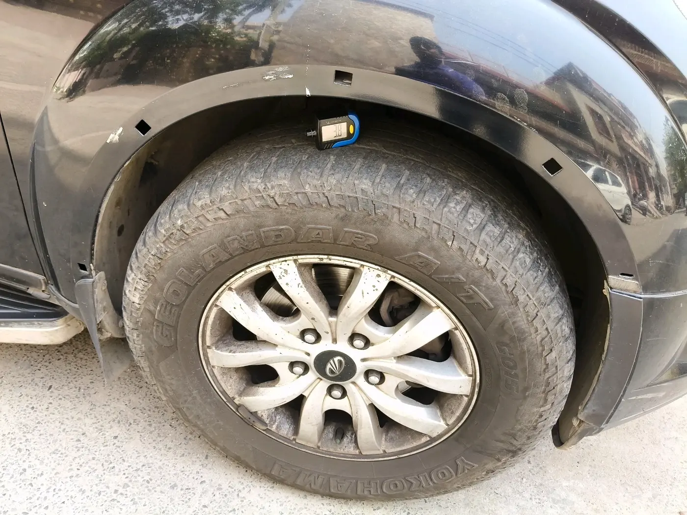 2018 Mahindra XUV500 W6 AT, Diesel, Automatic, 93,085 km, tyre