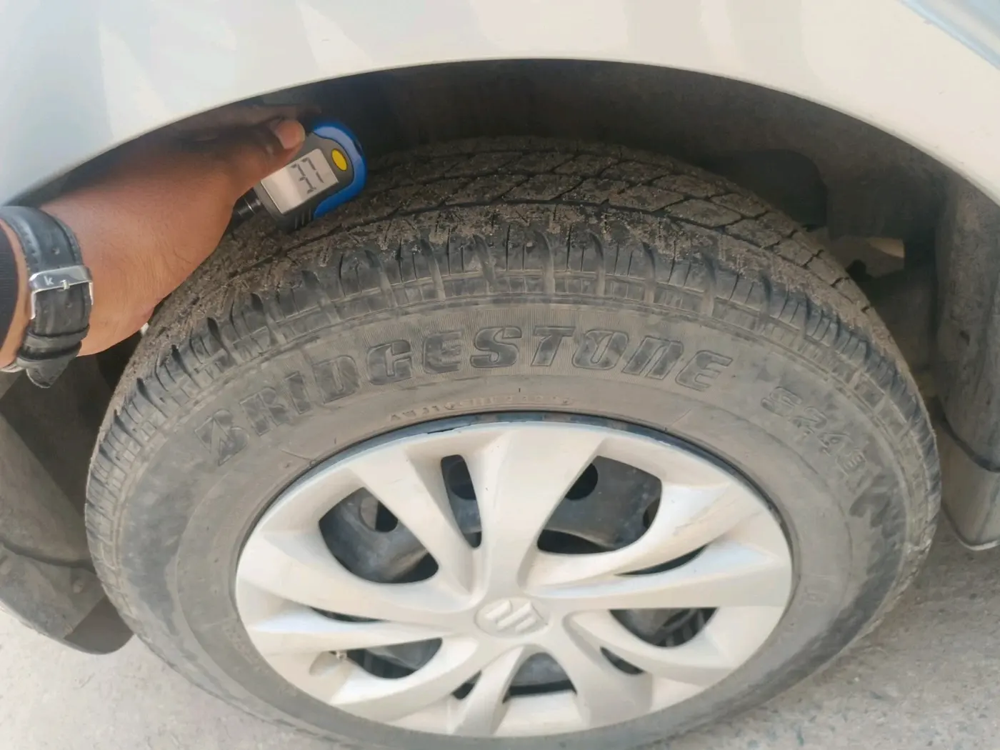 2019 Maruti Swift VXI, Petrol, Manual, 96,341 km, tyre