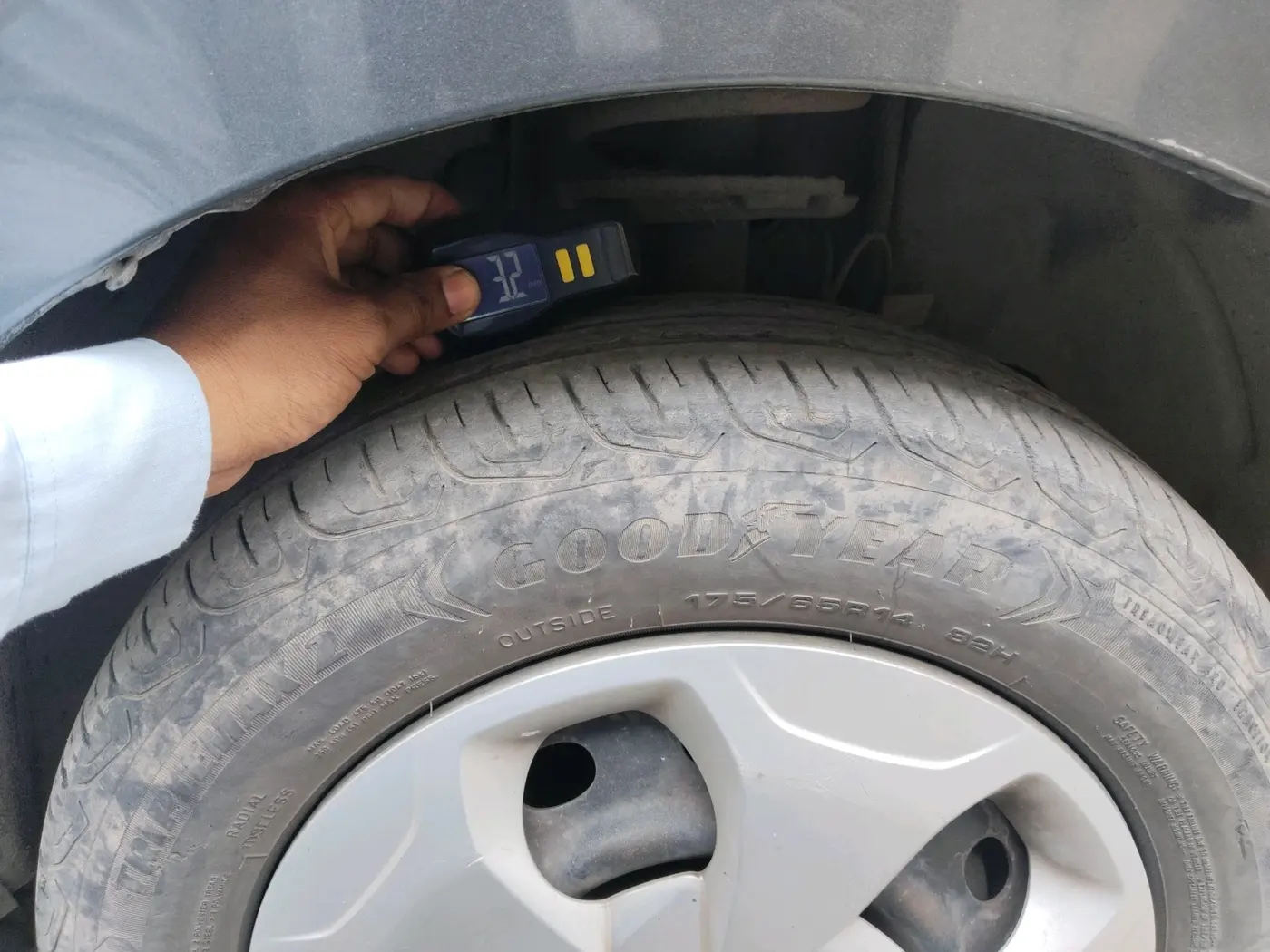 2022 Tata Tiago XT CNG, CNG, Manual, 53,257 km, tyre