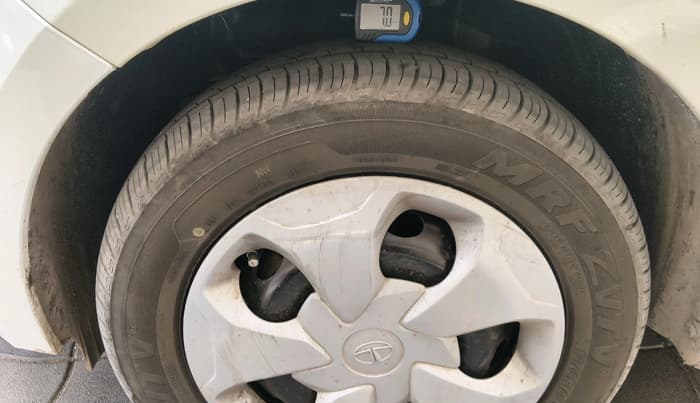 2023 Tata Tiago XT (O) PETROL, Petrol, Manual, 12,296 km, tyre