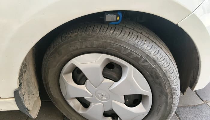 2023 Tata Tiago XT (O) PETROL, Petrol, Manual, 12,296 km, tyre