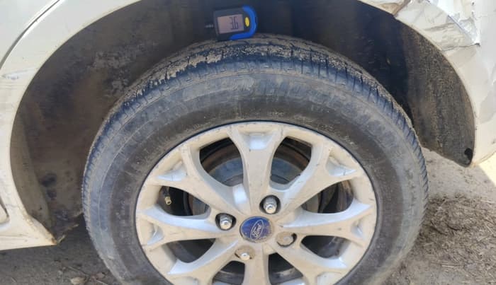 2014 Ford Figo TITANIUM 1.4 DIESEL, Diesel, Manual, 76,031 km, tyre