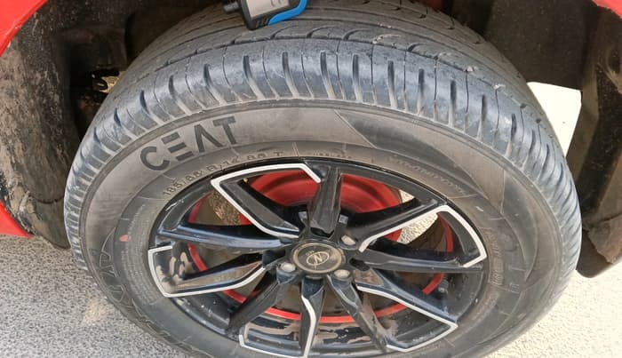 2019 Maruti Swift VXI, Petrol, Manual, 95,552 km, tyre