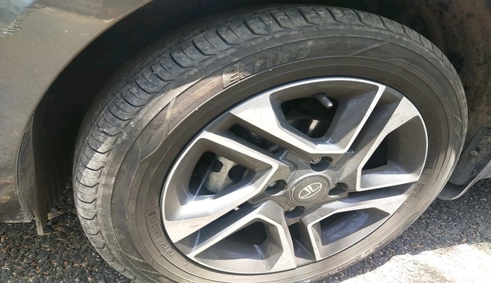 2022 Tata Tiago XZ PLUS PETROL, Petrol, Manual, 53,254 km, tyre