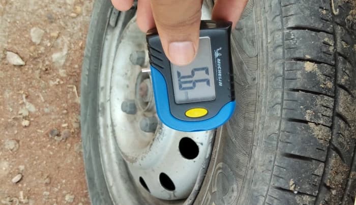 2016 Maruti Wagon R 1.0 LXI CNG (O), CNG, Manual, 2,62,193 km, tyre