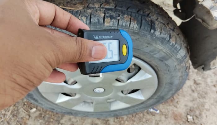 2016 Maruti Wagon R 1.0 LXI CNG (O), CNG, Manual, 2,62,193 km, tyre