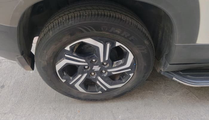 2024 Maruti BREZZA ZXI + AT SMART HYBRID, Petrol, Automatic, 11,957 km, tyre