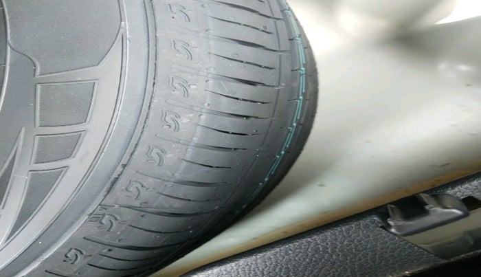 2025 Maruti BREZZA LXI S- CNG, CNG, Manual, 27,325 km, tyre