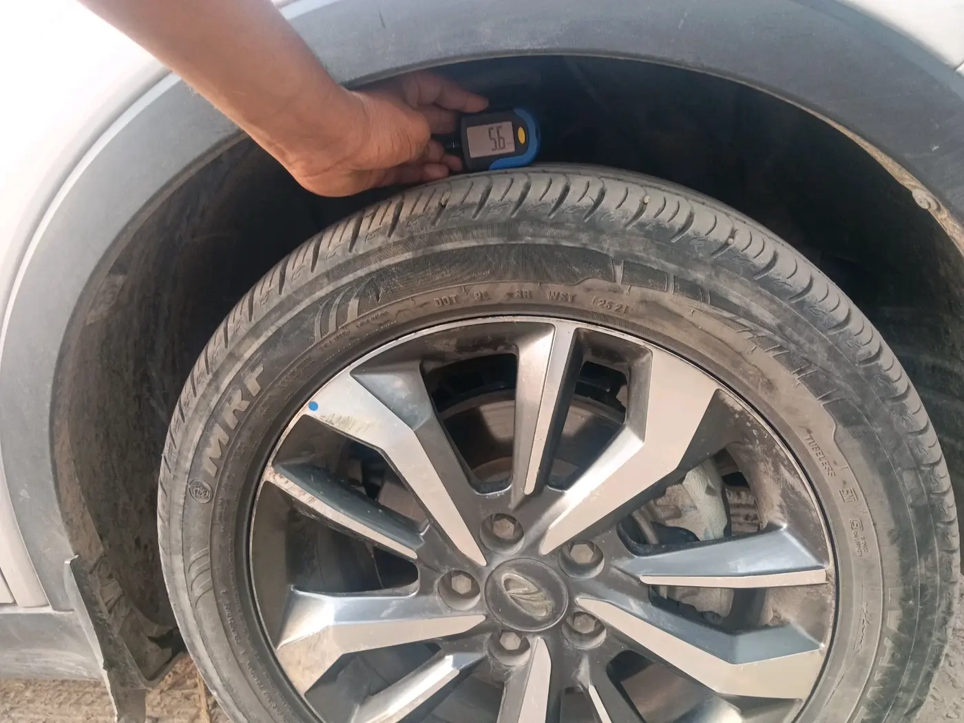 2021 Mahindra XUV300 W8 (O) 1.2 PETROL, Petrol, Manual, 18,390 km, tyre