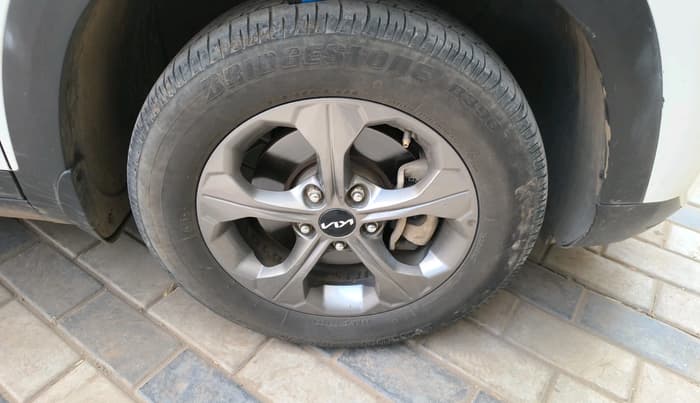 2021 KIA SELTOS HTK PLUS 1.5 IMT, Petrol, Manual, 1,24,133 km, tyre