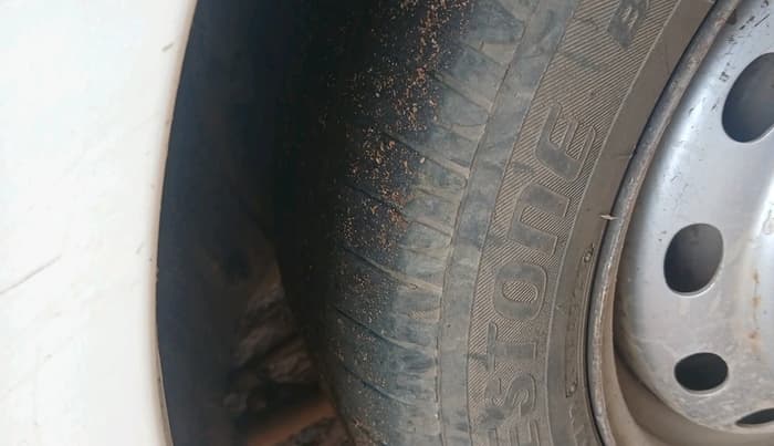 2014 Tata Indigo ECS LX TDI, Diesel, Manual, 1,02,122 km, tyre