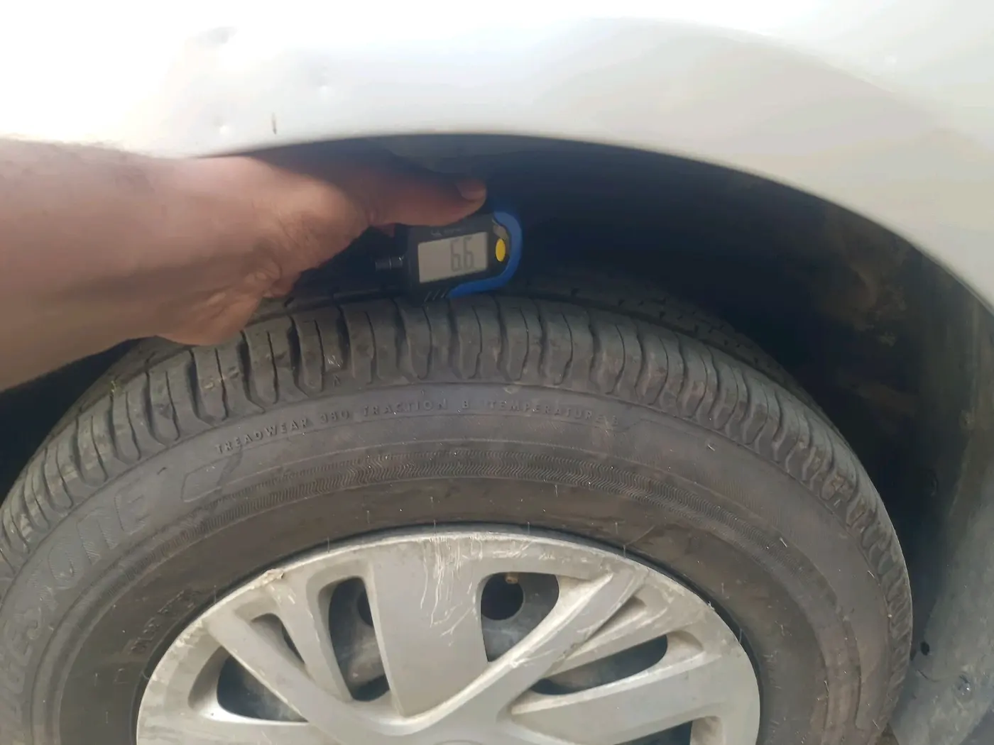 2016 Maruti Swift VDI (O), Diesel, Manual, 1,12,329 km, tyre