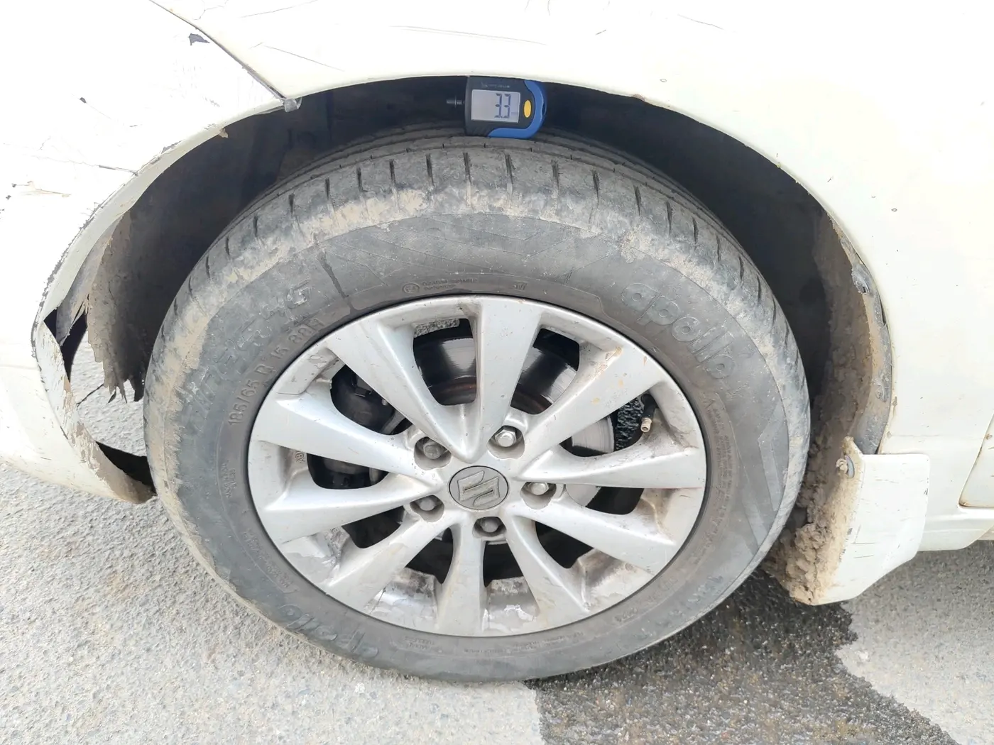 2014 Maruti Ertiga ZDI, Diesel, Manual, 1,18,113 km, tyre