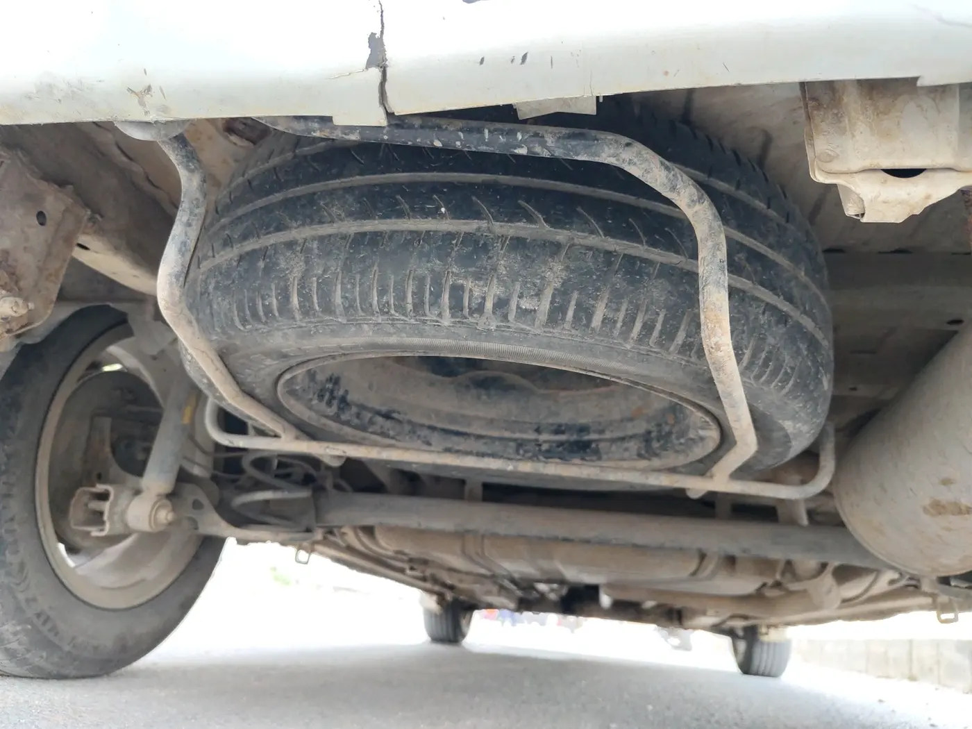 2014 Maruti Ertiga ZDI, Diesel, Manual, 1,18,113 km, tyre