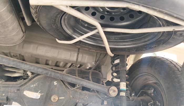 2023 Maruti Eeco 5 STR AC CNG, CNG, Manual, 6,745 km, tyre