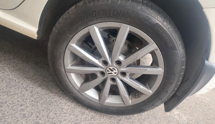 2019 Volkswagen Polo HIGHLINE PLUS 1.0 16 ALLOY, Petrol, Manual, 92,788 km, tyre
